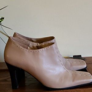 Bruno Valenti zip booties